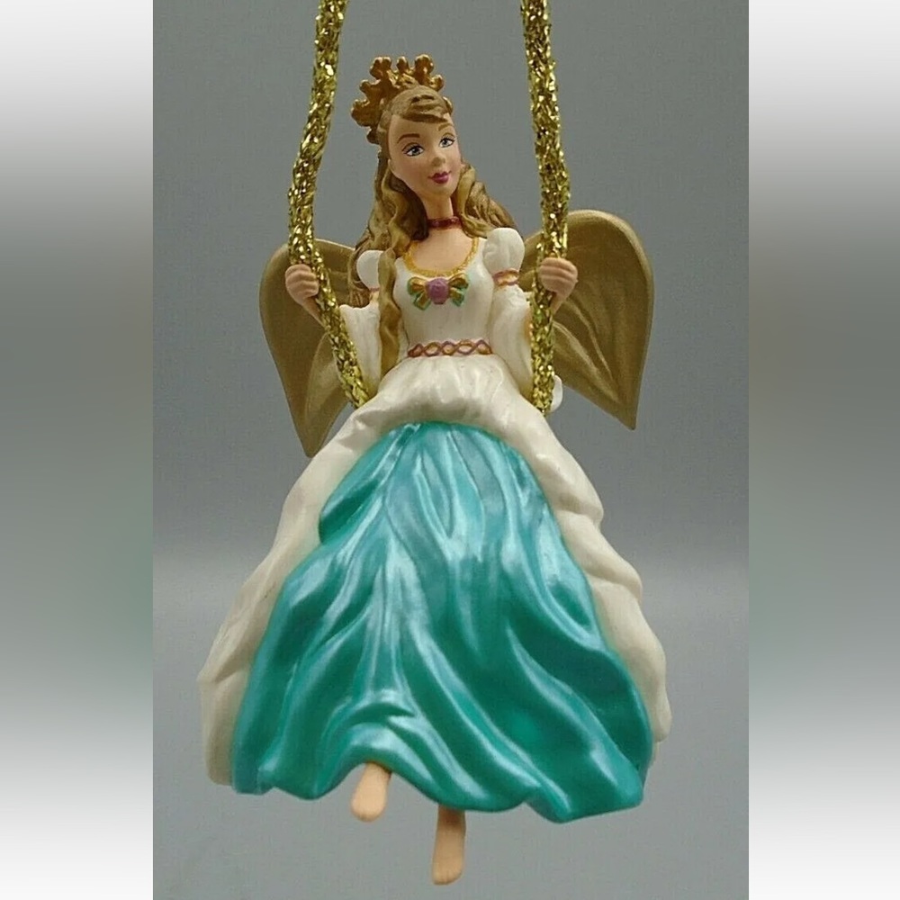 HALLMARK KEEPSAKE ORNAMENT BARBIE ANGEL OF JOY 2000 swing ornament